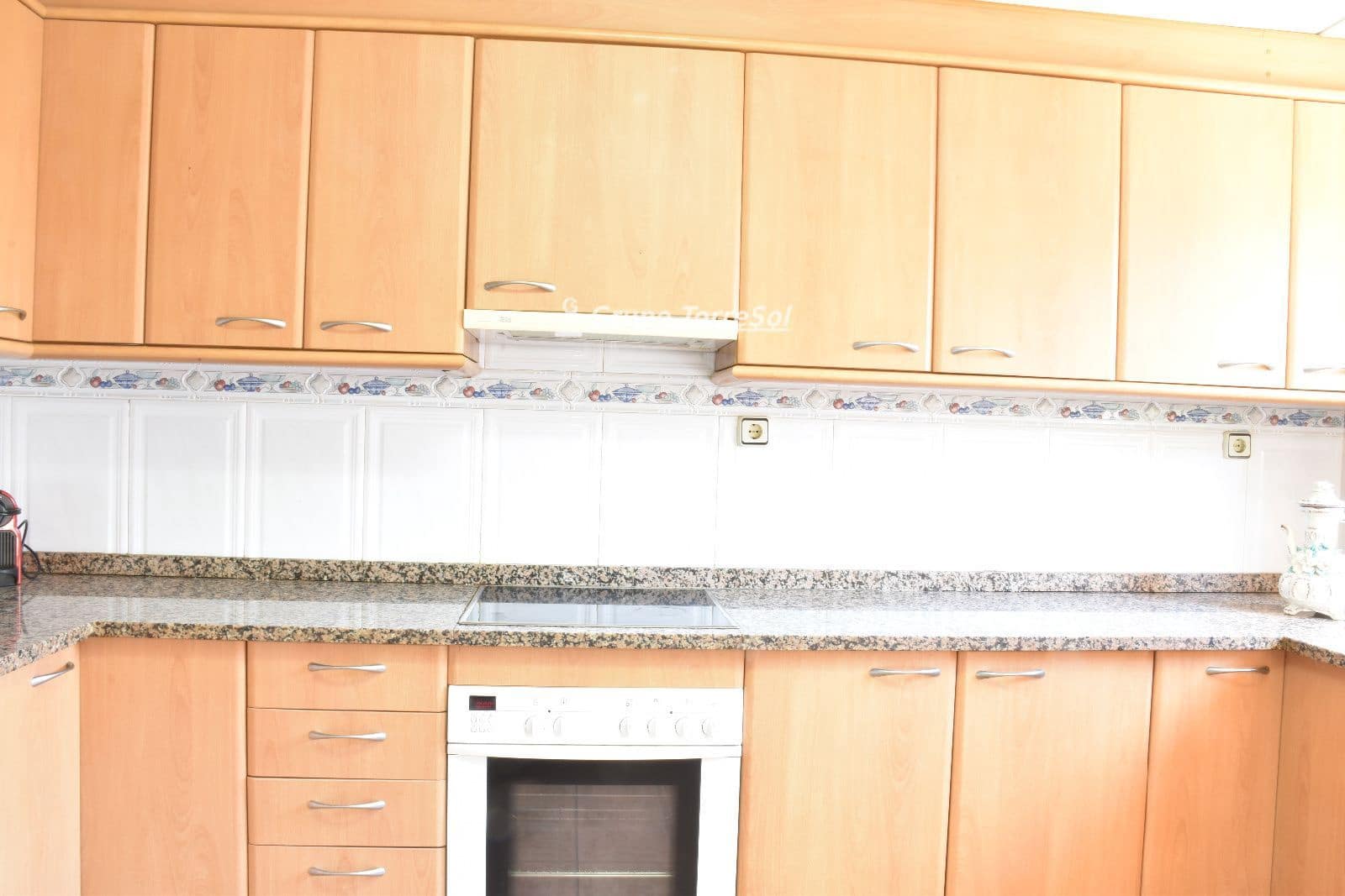 4 soveværelse Villa til salg i El Vendrell med swimmingpool garage - € 499.000 (Ref: 9874378)