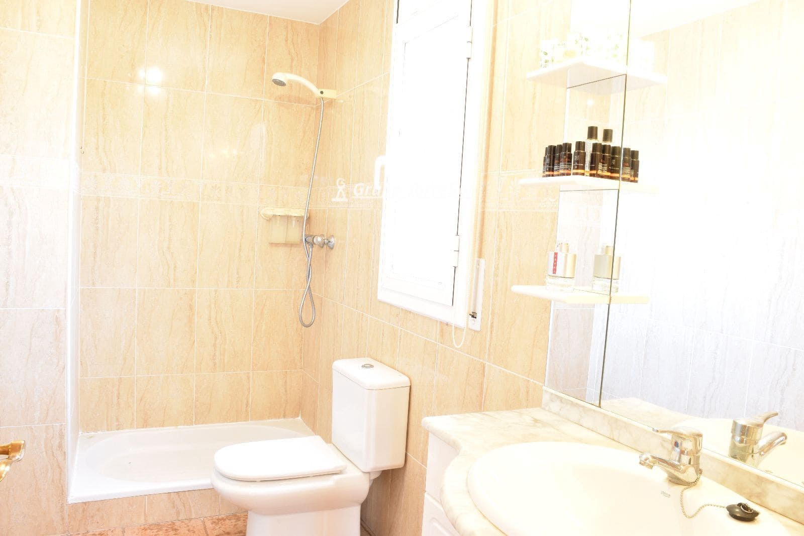 4 soveværelse Villa til salg i El Vendrell med swimmingpool garage - € 499.000 (Ref: 9874378)