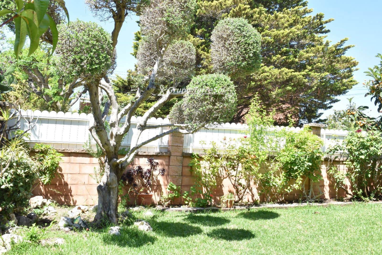 4 soveværelse Villa til salg i El Vendrell med swimmingpool garage - € 499.000 (Ref: 9874378)