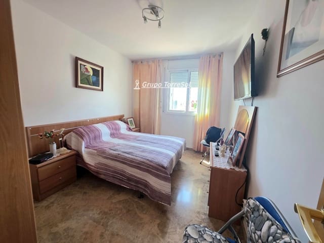 4 Zimmer Wohnung zu verkaufen in Torredembarra mit Garage - 249.000 € (Ref: 9877224)