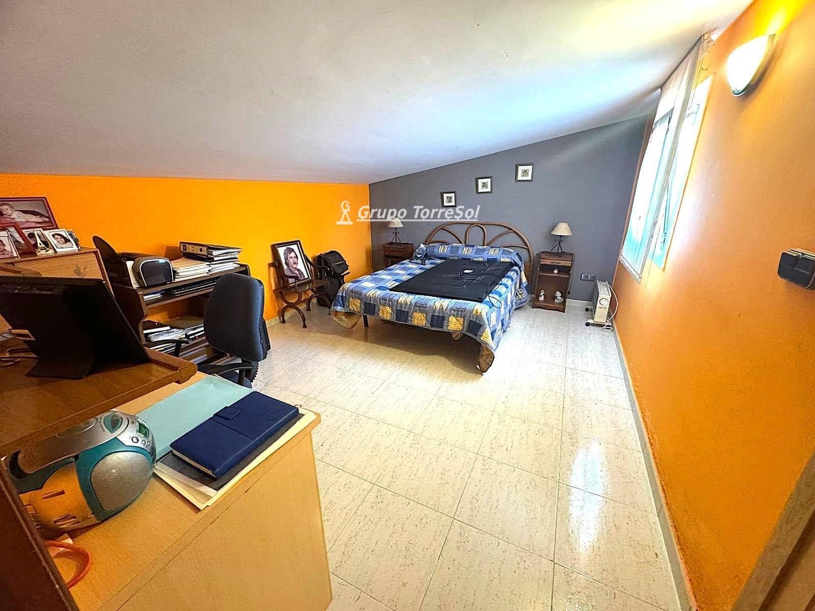 5 soverom Villa til salgs i La Bisbal del Penedes med svømmebasseng - € 292 000 (Ref: 9889265)