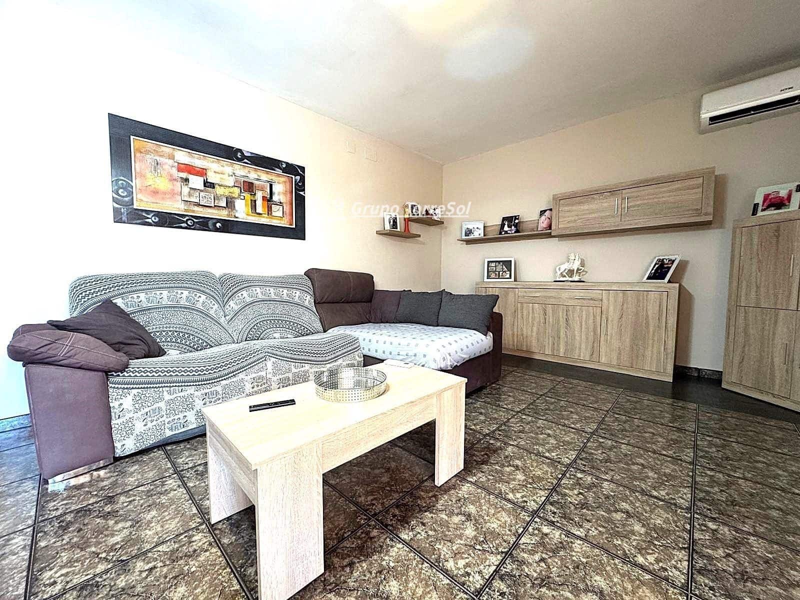 5 soverom Villa til salgs i La Bisbal del Penedes med svømmebasseng - € 292 000 (Ref: 9889265)