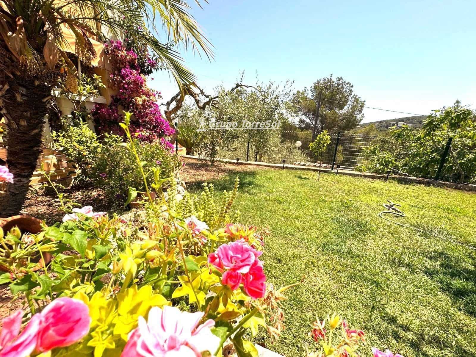 5 soverom Villa til salgs i La Bisbal del Penedes med svømmebasseng - € 292 000 (Ref: 9889265)