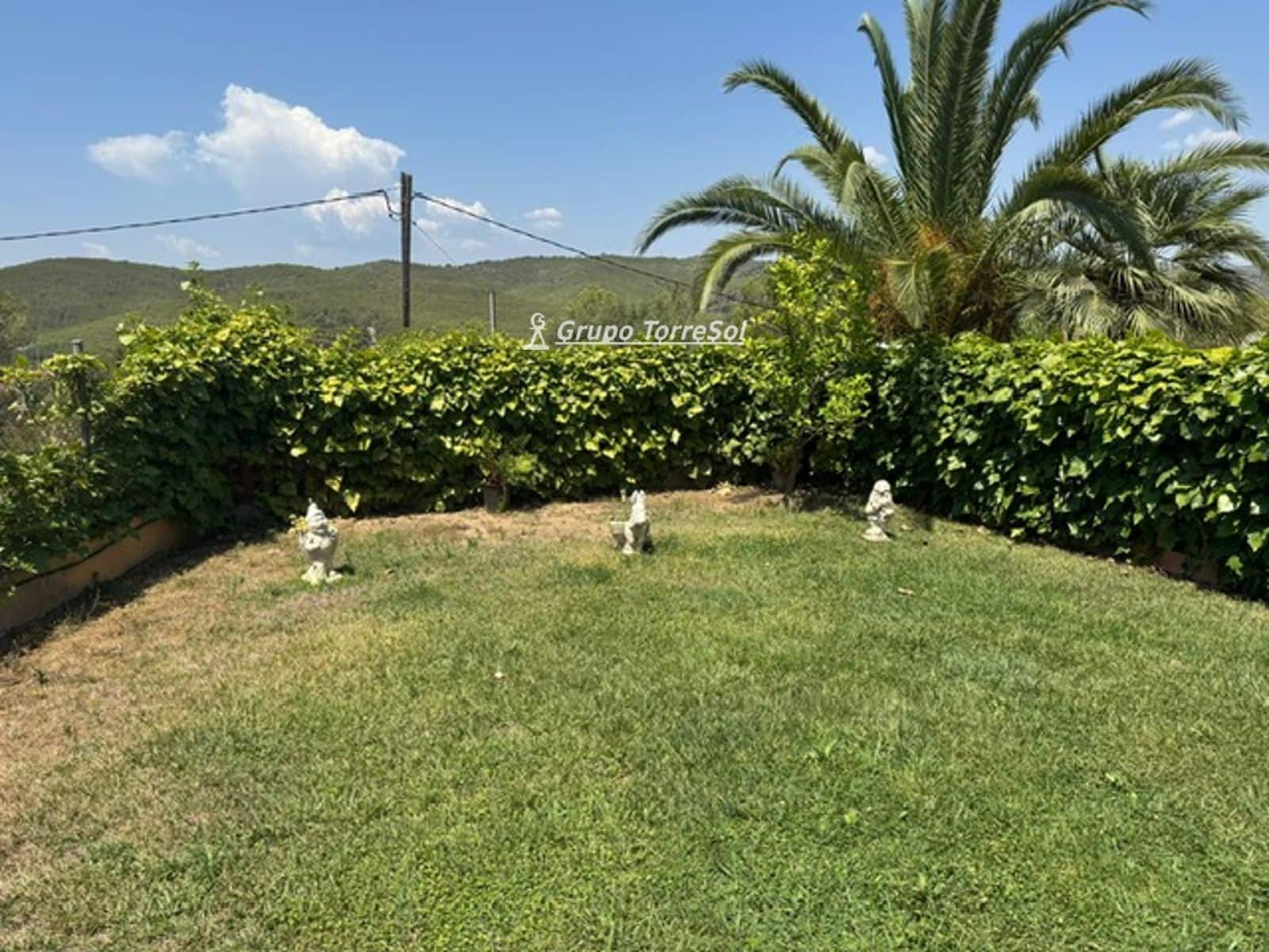 5 Zimmer Villa zu verkaufen in La Bisbal del Penedes mit Pool - 292.000 € (Ref: 9889265)