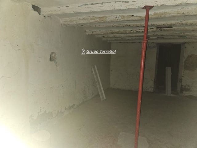 Willa na sprzedaż w Masllorenç - 120 000 € (Ref: 9895428)