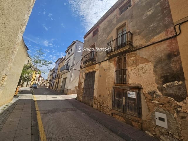 Villa for sale in Masllorenç - € 120,000 (Ref: 9895428)