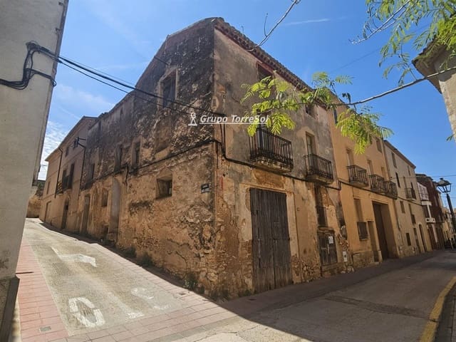 Villa for sale in Masllorenç - € 120,000 (Ref: 9895428)