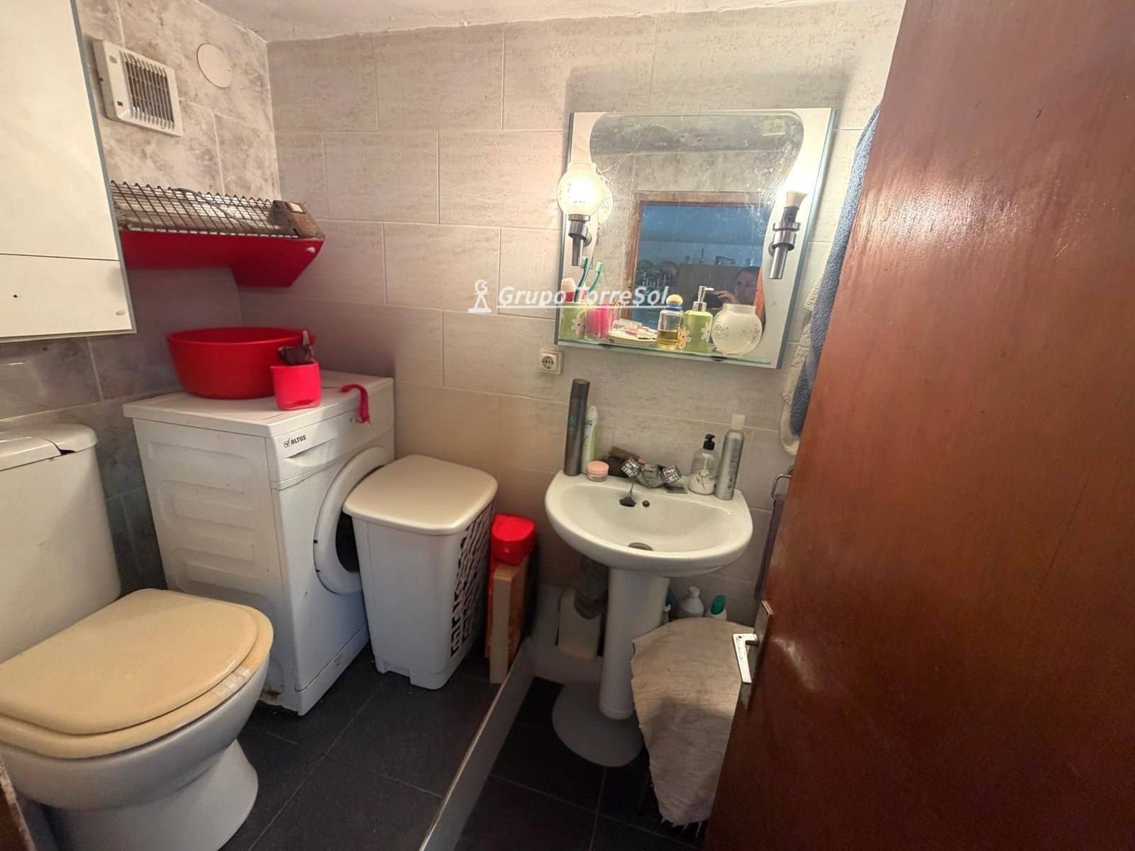Chalet de 4 habitaciones en Calafell en venta con piscina garaje - 255.000 € (Ref: 9899970)