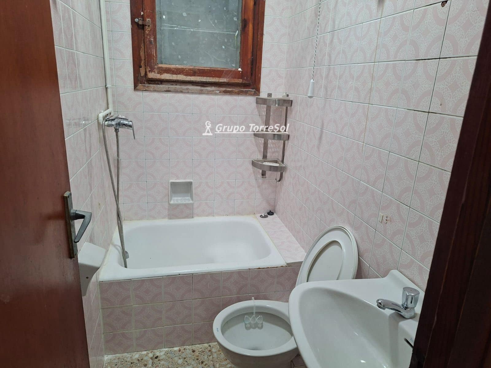 2 bedroom Flat for sale in Cunit with garage - € 138,000 (Ref: 9900729)