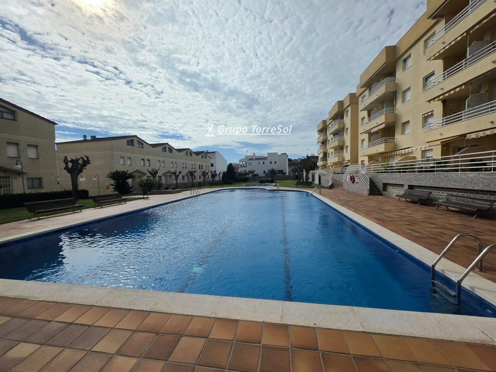 2 Zimmer Wohnung zu verkaufen in Torredembarra mit Pool - 165.000 € (Ref: 9906754)