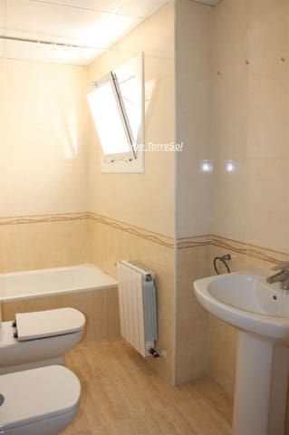 4 slaapkamer Penthouse te koop in La Pobla de Montornès - € 149.000 (Ref: 9911834)
