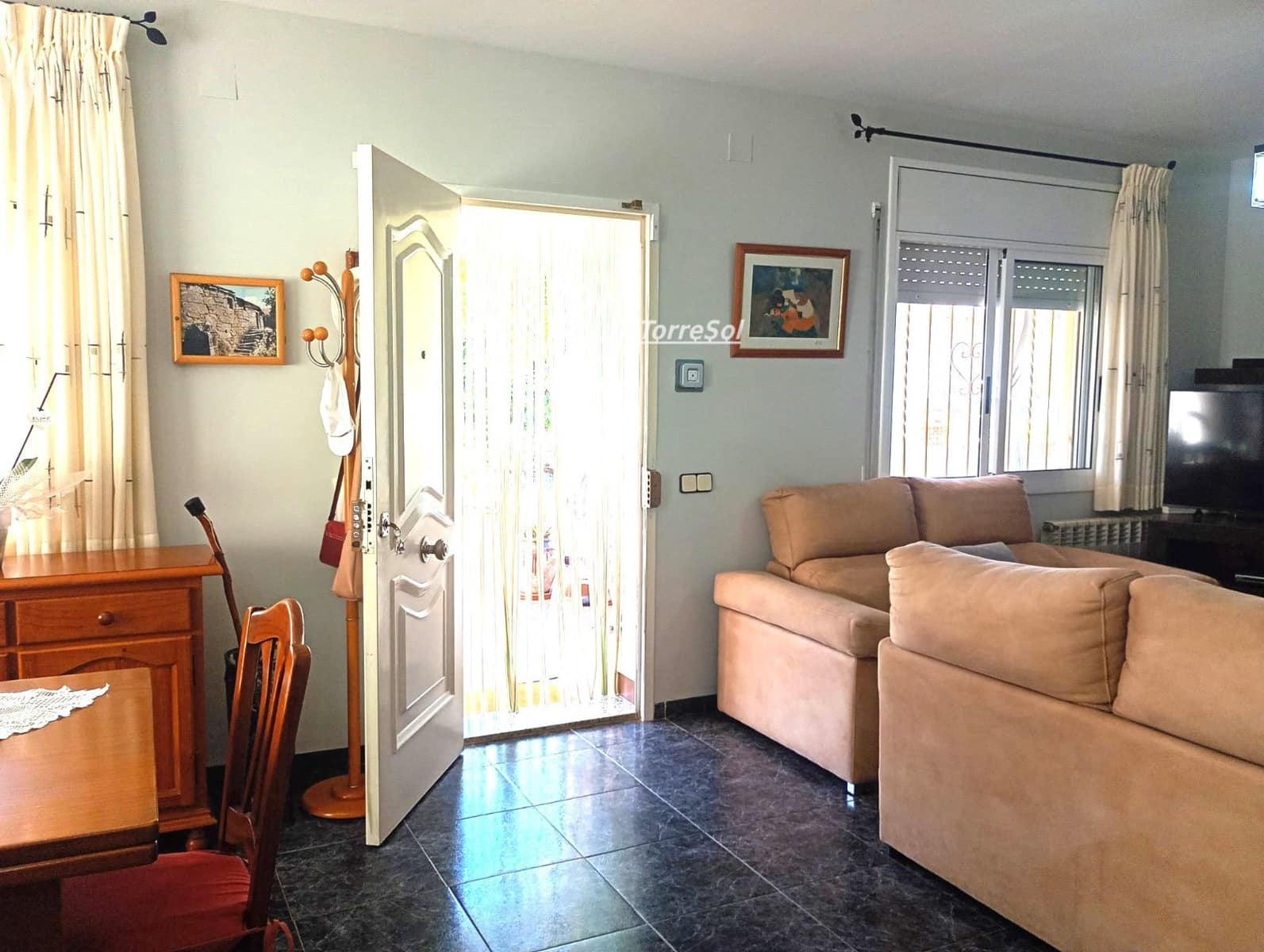 4 slaapkamer Villa te koop in Castellet i la Gornal - € 293.552 (Ref: 9911942)