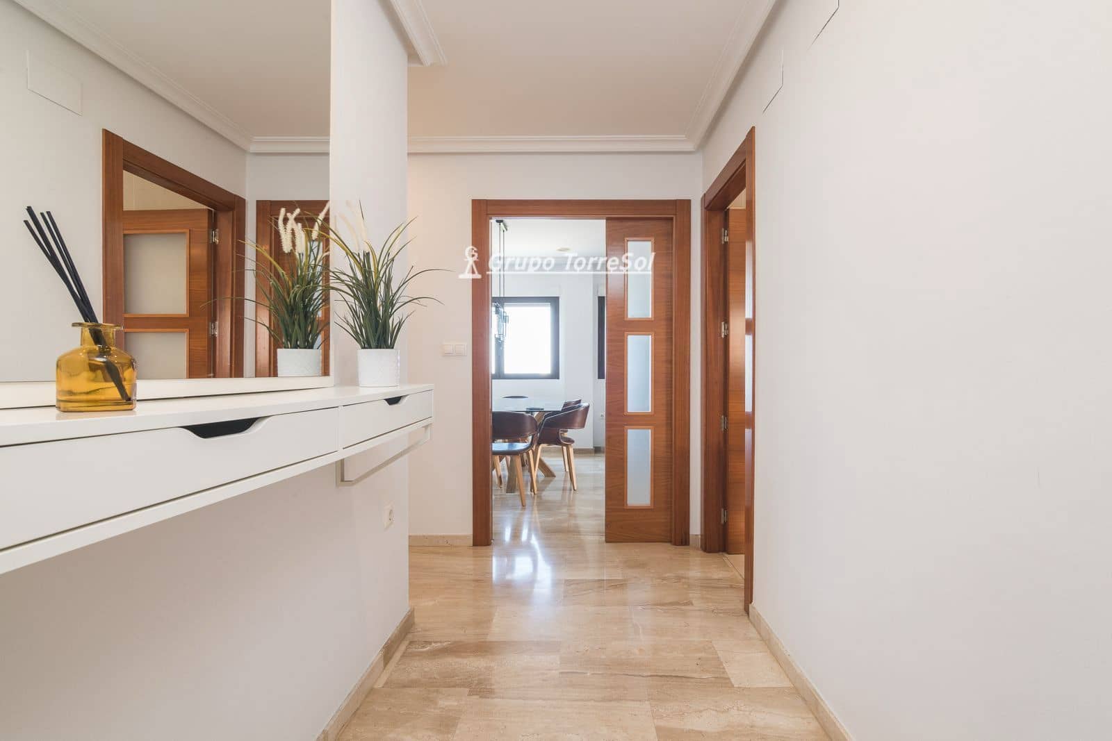 3 soverom Penthouse til leie i Elche / Elx med svømmebasseng garasje - € 1 500 (Ref: 9914977)