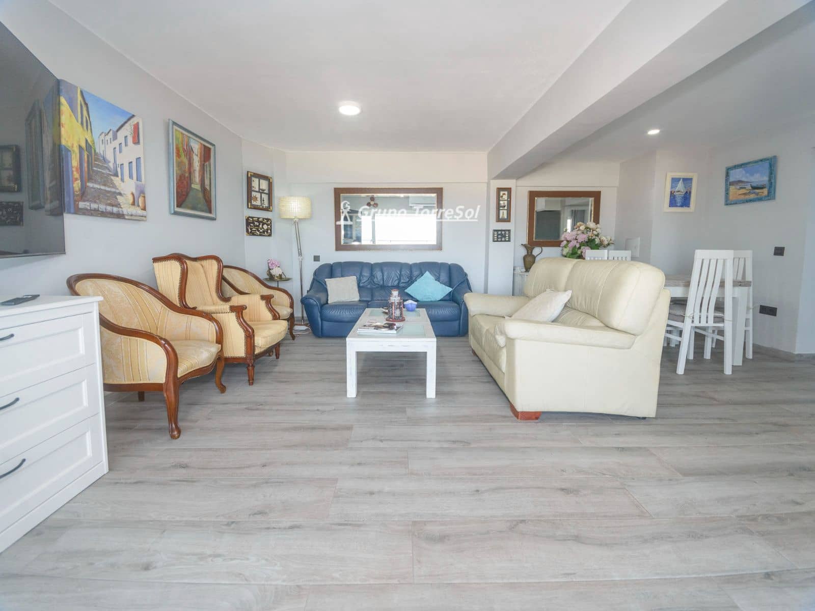 2 bedroom Flat for sale in El Vendrell - € 290,000 (Ref: 9916410)