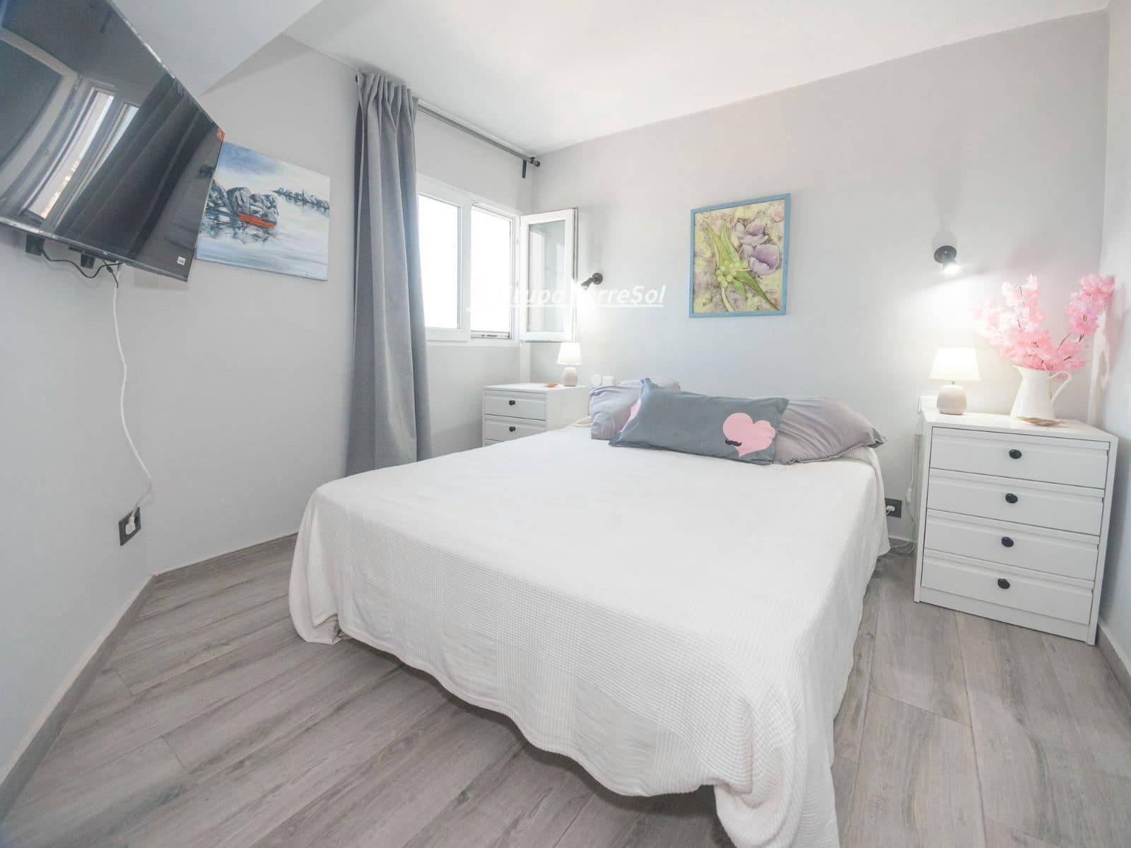 2 bedroom Flat for sale in El Vendrell - € 290,000 (Ref: 9916410)