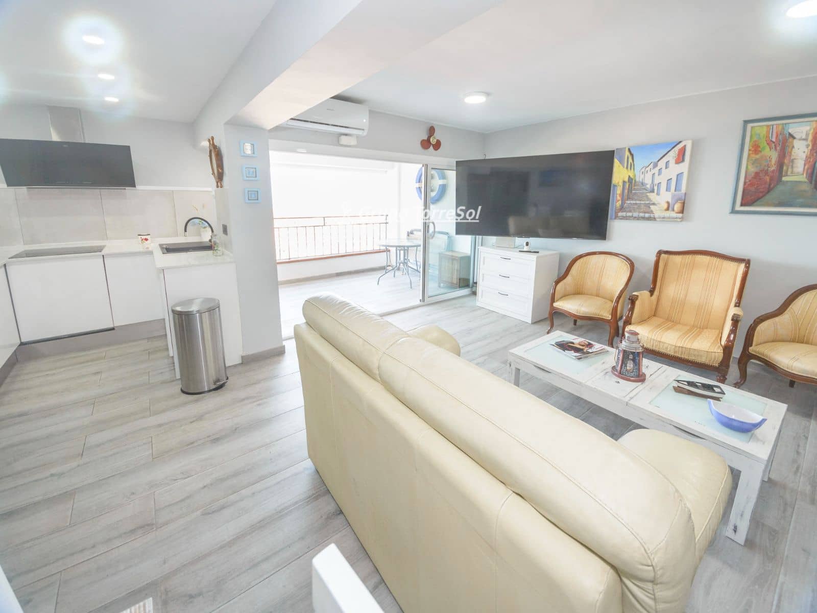 2 bedroom Flat for sale in El Vendrell - € 290,000 (Ref: 9916410)
