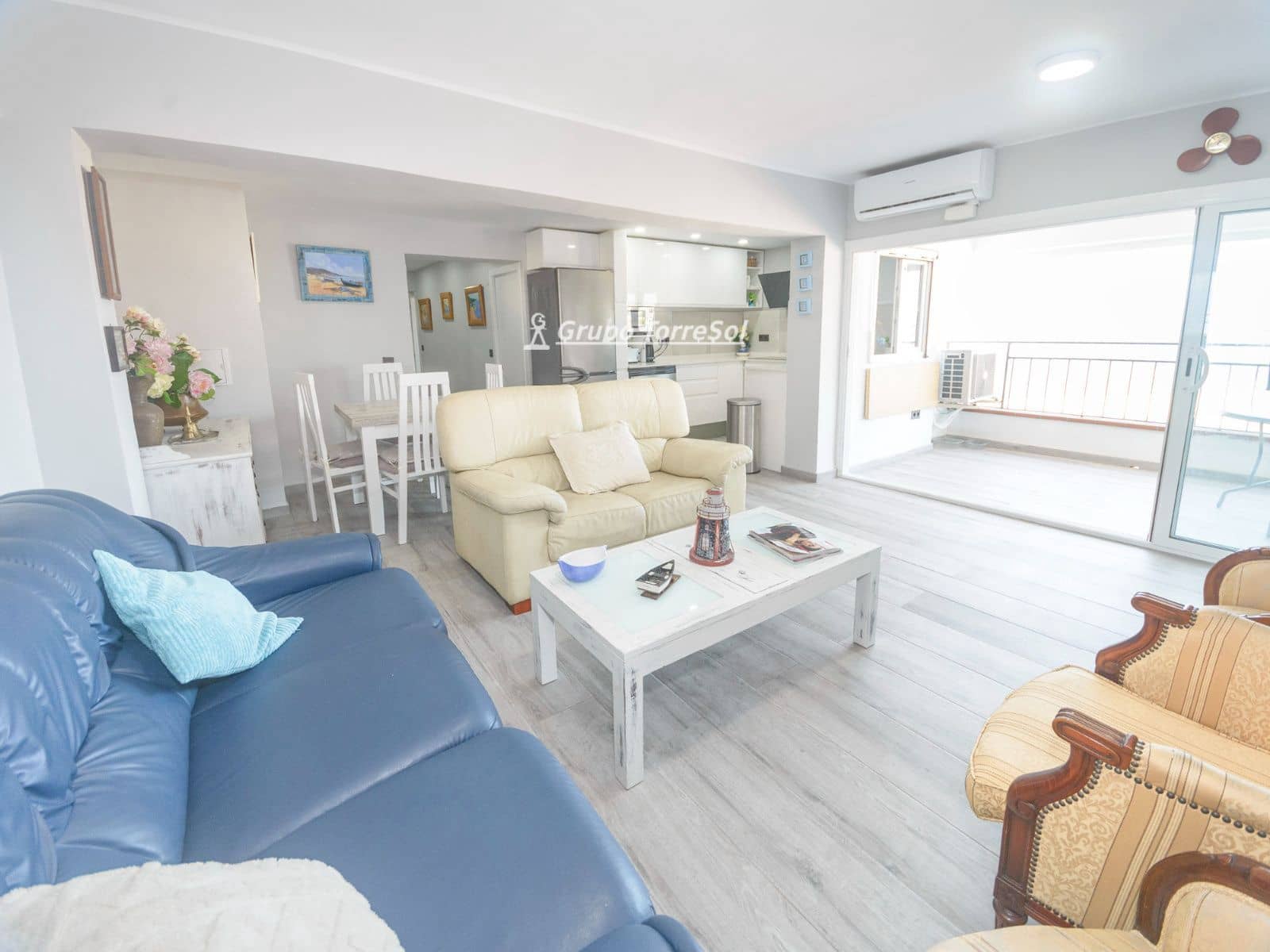2 bedroom Flat for sale in El Vendrell - € 290,000 (Ref: 9916410)