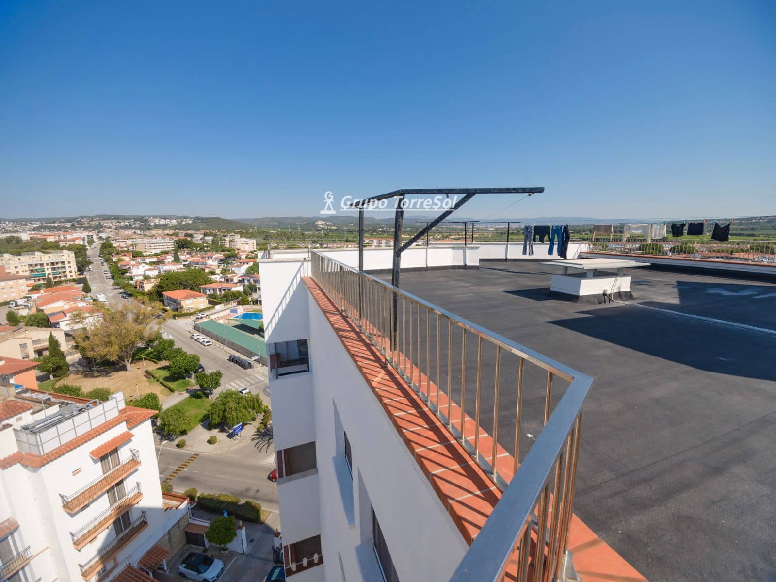 2 bedroom Flat for sale in El Vendrell - € 290,000 (Ref: 9916410)