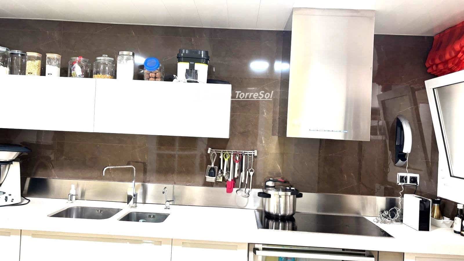 Piso de 4 habitaciones en Calafell en venta con garaje - 399.000 € (Ref: 9919200)
