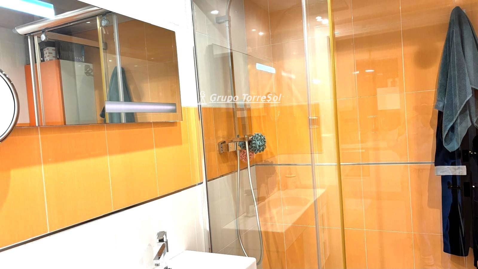 Piso de 4 habitaciones en Calafell en venta con garaje - 399.000 € (Ref: 9919200)
