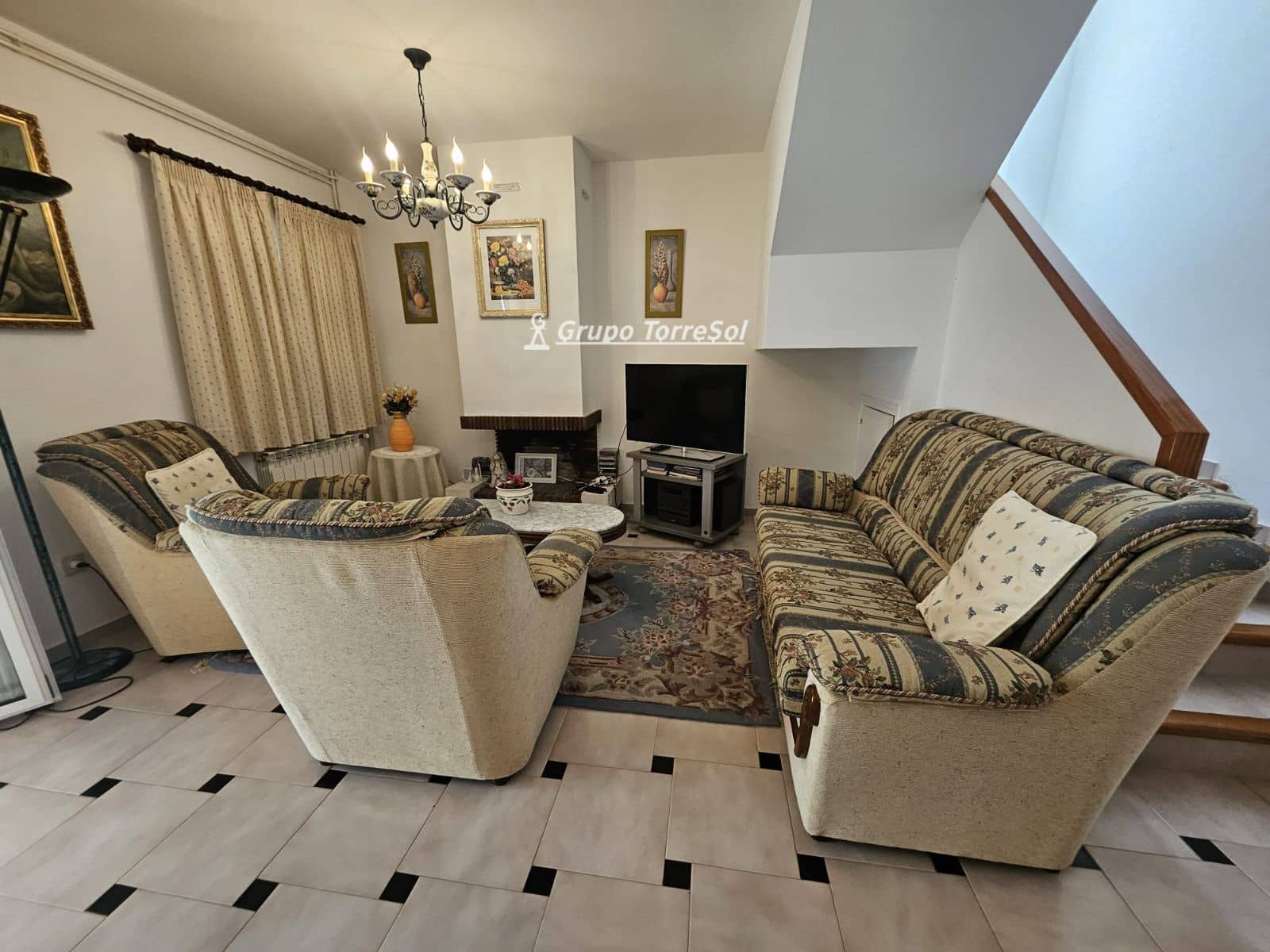 4 bedroom Villa for sale in Torredembarra with garage - € 310,000 (Ref: 9930340)