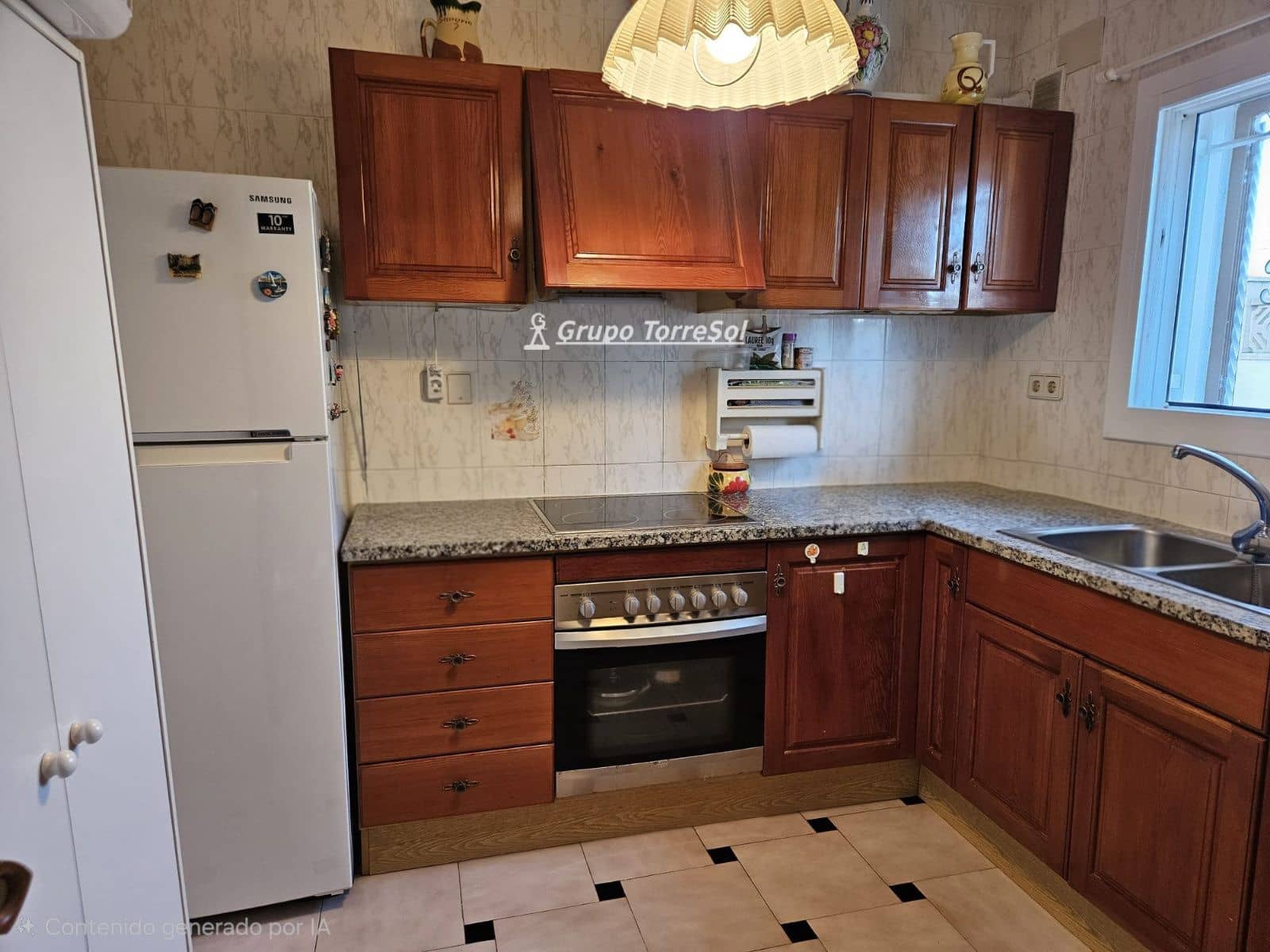 4 bedroom Villa for sale in Torredembarra with garage - € 310,000 (Ref: 9930340)