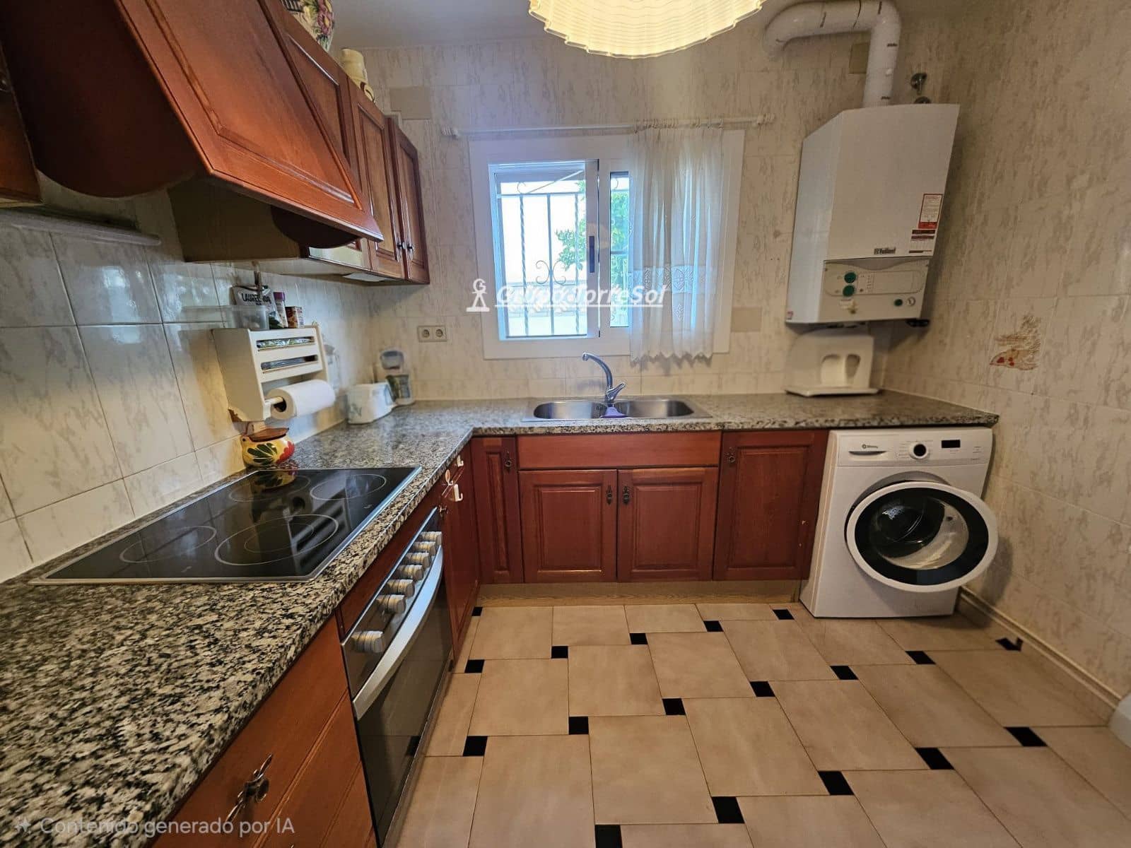 4 bedroom Villa for sale in Torredembarra with garage - € 310,000 (Ref: 9930340)