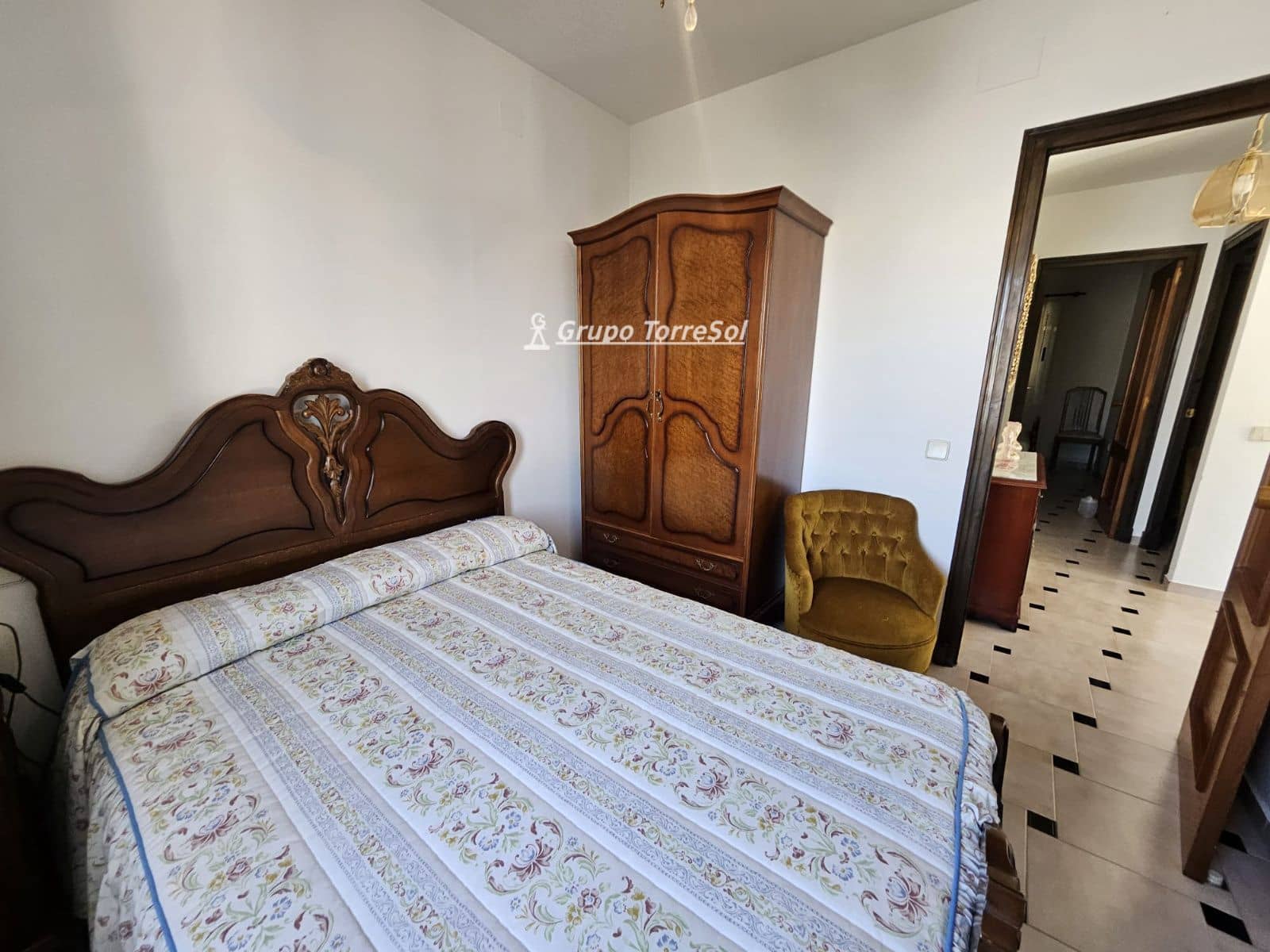 4 bedroom Villa for sale in Torredembarra with garage - € 310,000 (Ref: 9930340)