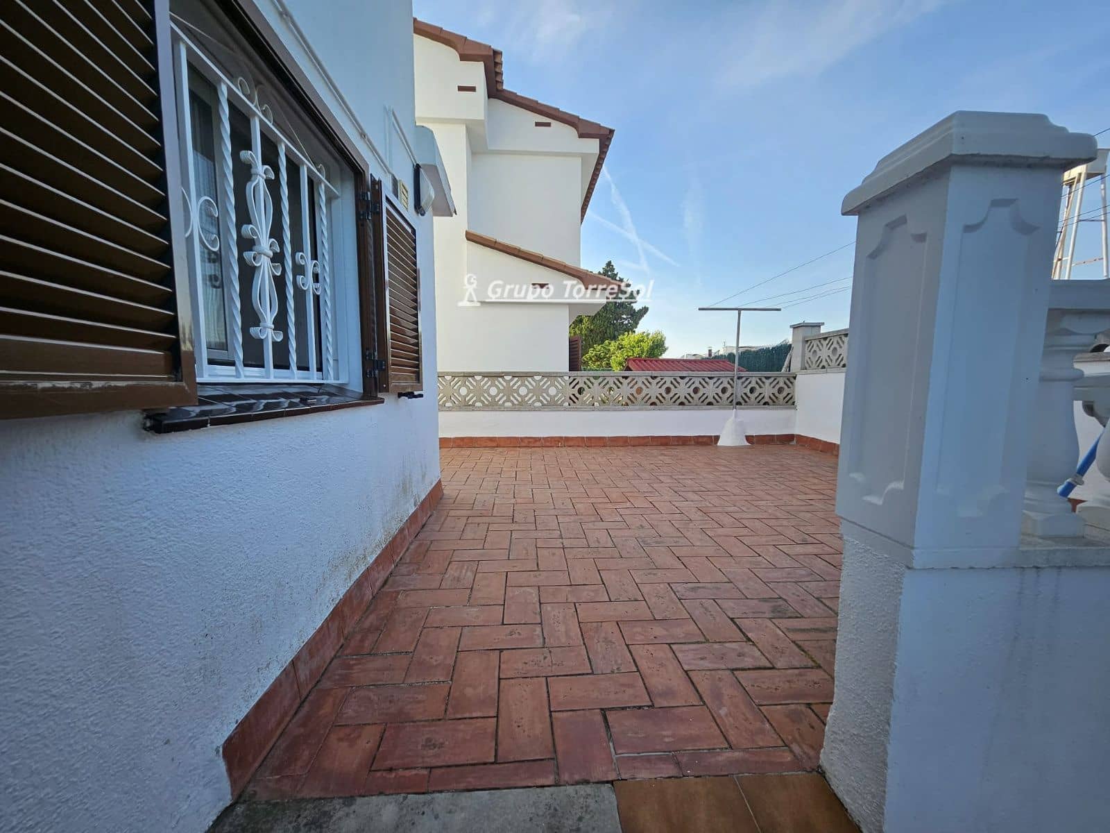 4 bedroom Villa for sale in Torredembarra with garage - € 310,000 (Ref: 9930340)