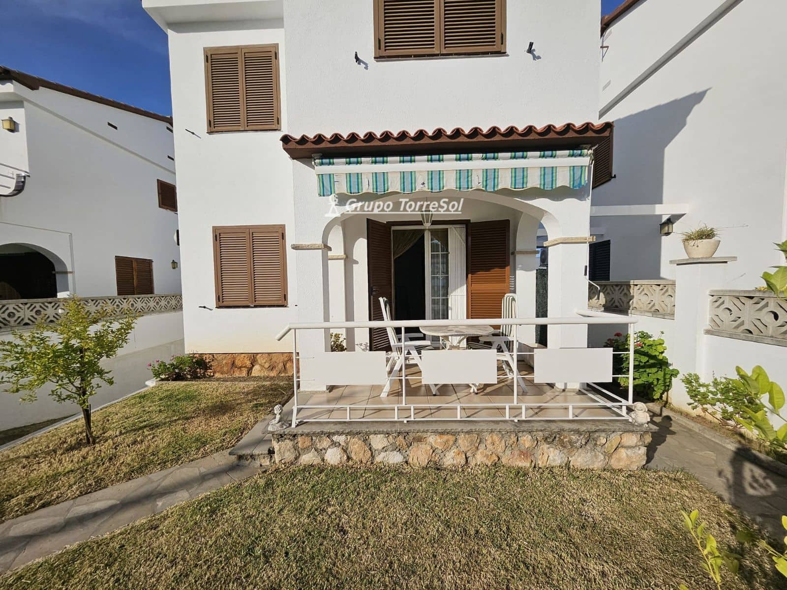 4 bedroom Villa for sale in Torredembarra with garage - € 310,000 (Ref: 9930340)