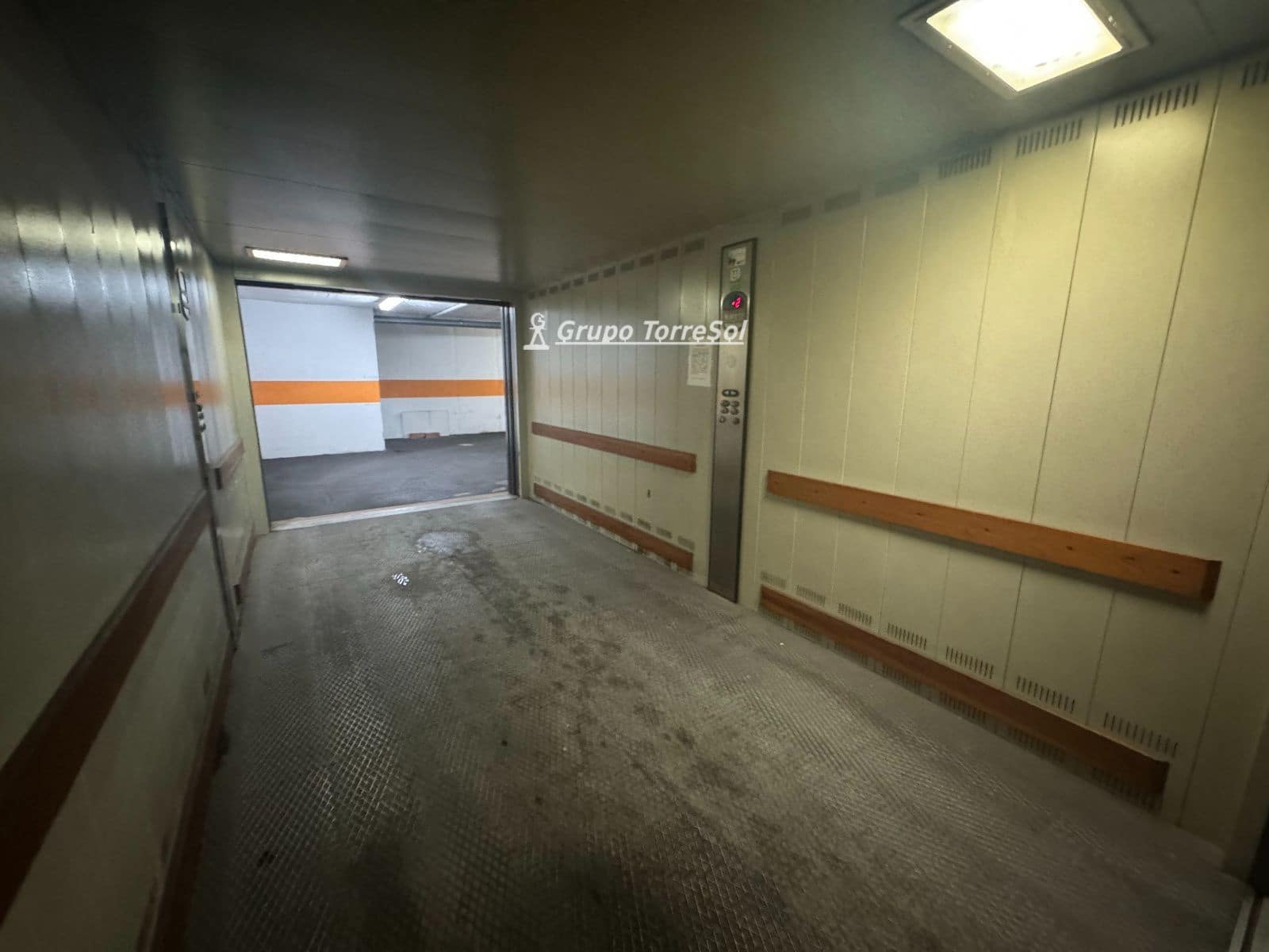 Garage til salg i Elche / Elx - € 25.000 (Ref: 9931817)