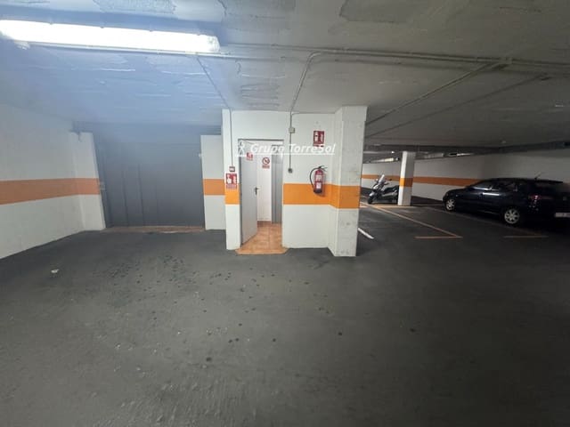 Garage til salg i Elche / Elx - € 25.000 (Ref: 9931817)