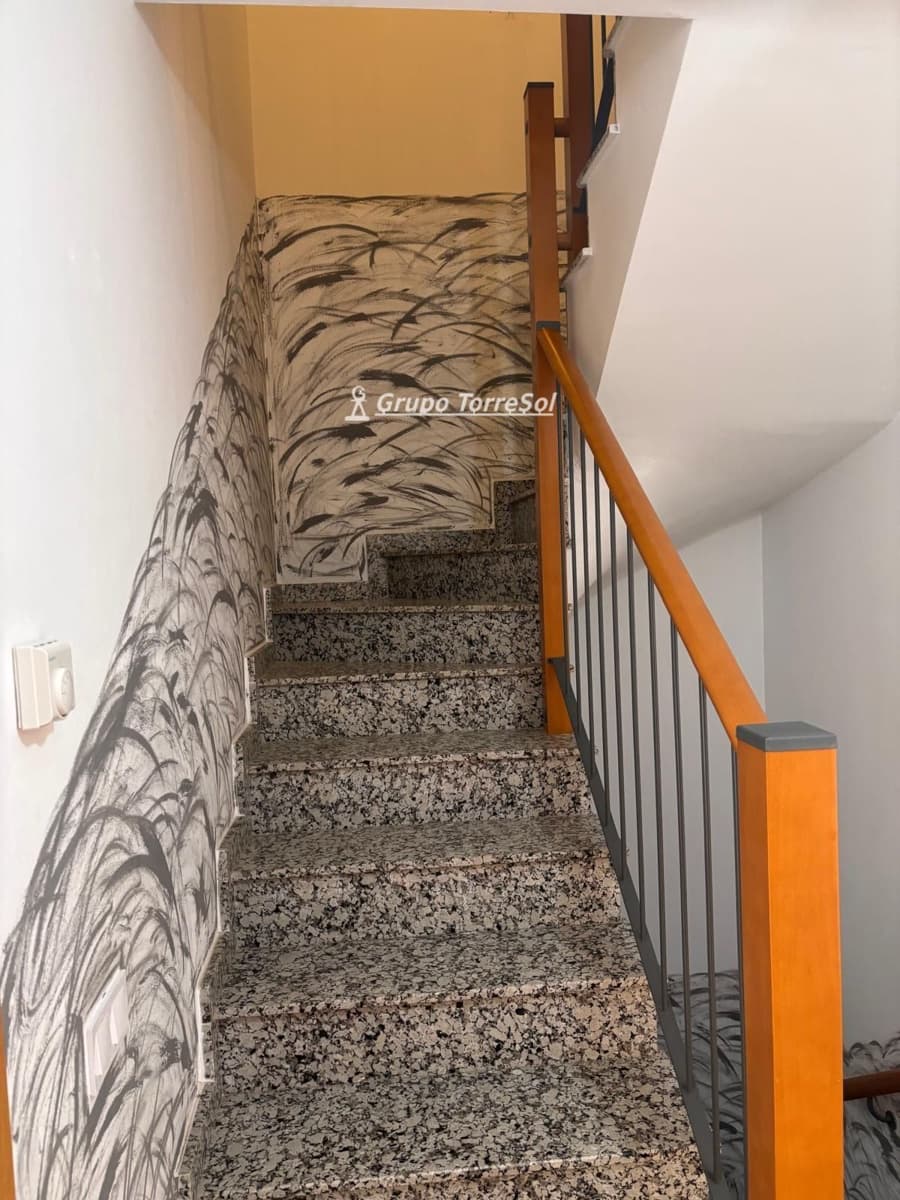 4 sypialnia Dom na sprzedaż w Bellvei z garażem - 305 000 € (Ref: 9932567)