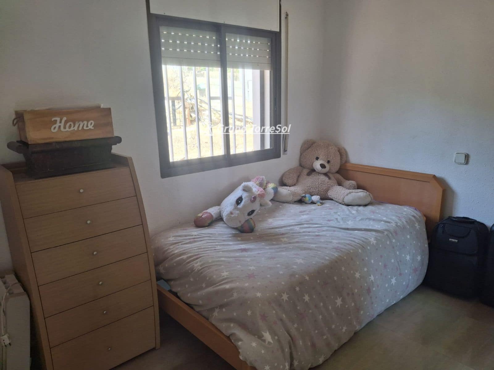 4 bedroom Villa for sale in Albinyana with garage - € 294,000 (Ref: 9934921)