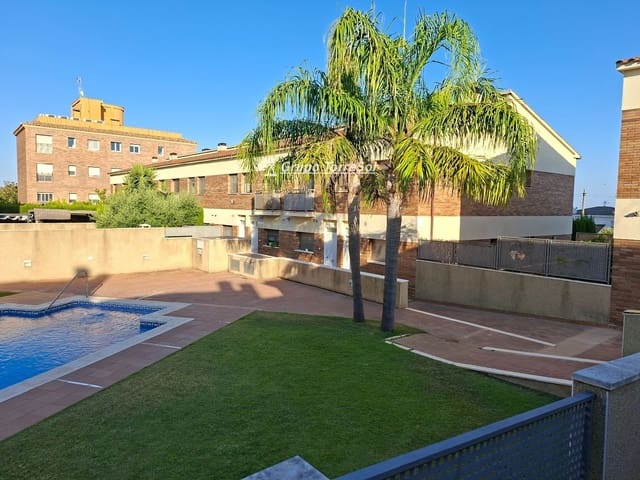 3 slaapkamer Huis te koop in El Vendrell met zwembad garage - € 355.000 (Ref: 9935286)
