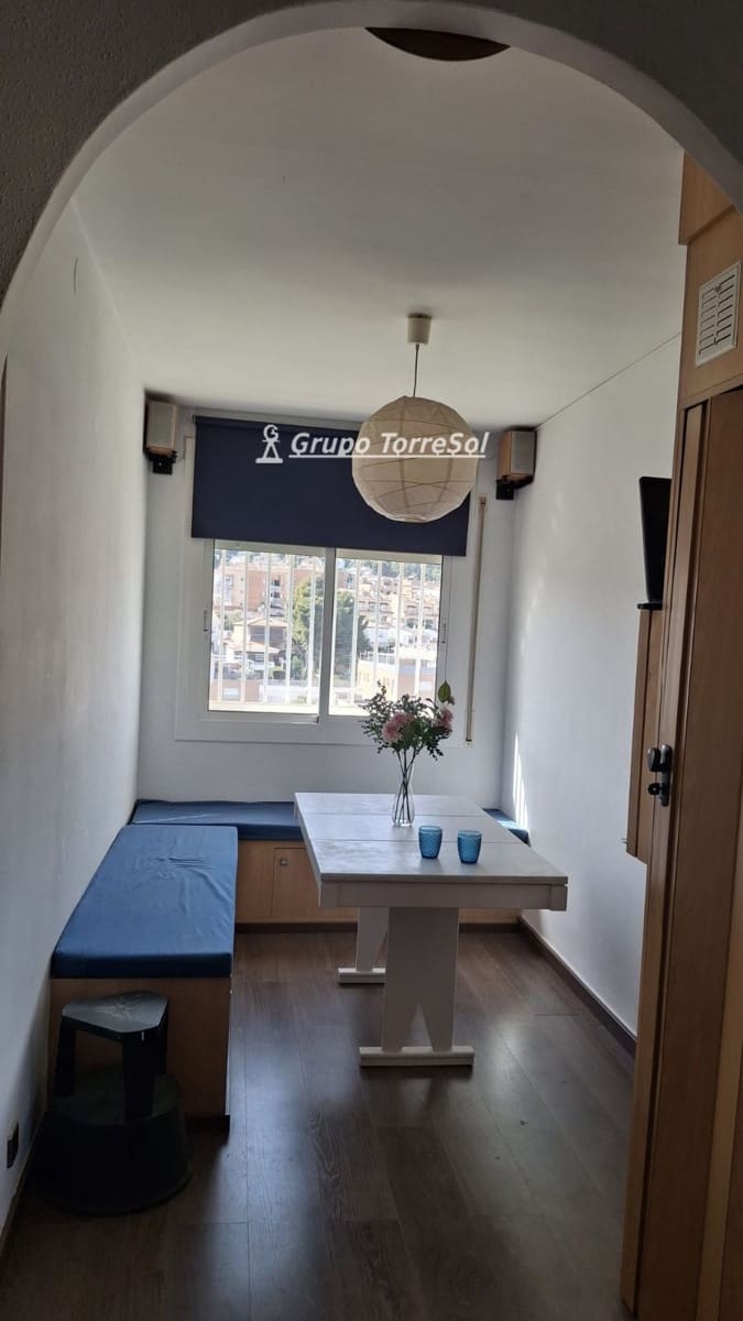 3 slaapkamer Flat te koop in Calafell met garage - € 219.000 (Ref: 9937207)