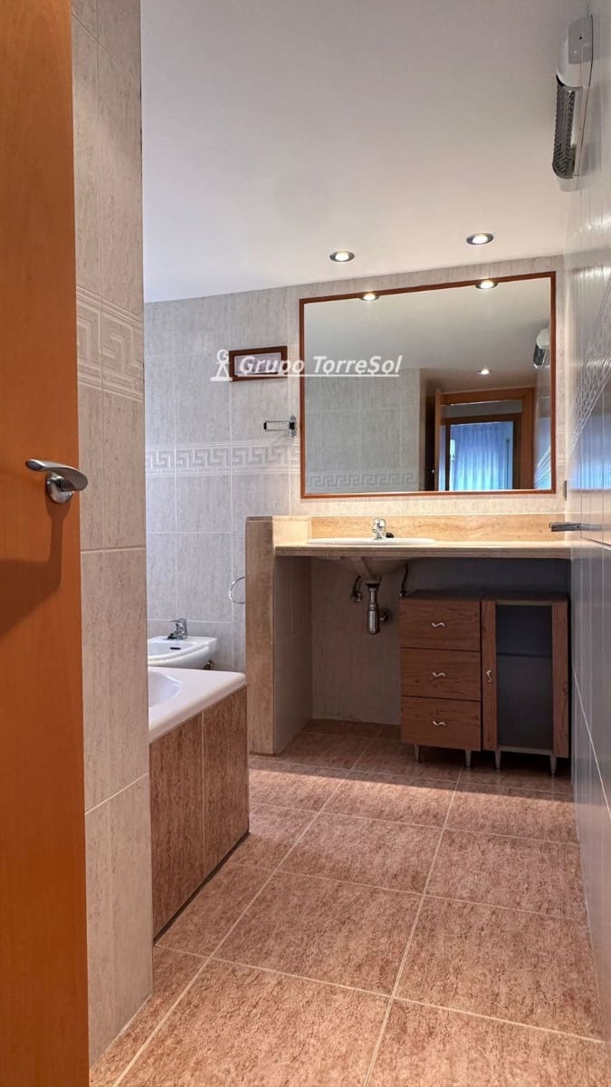 3 slaapkamer Flat te koop in Calafell met garage - € 219.000 (Ref: 9937207)