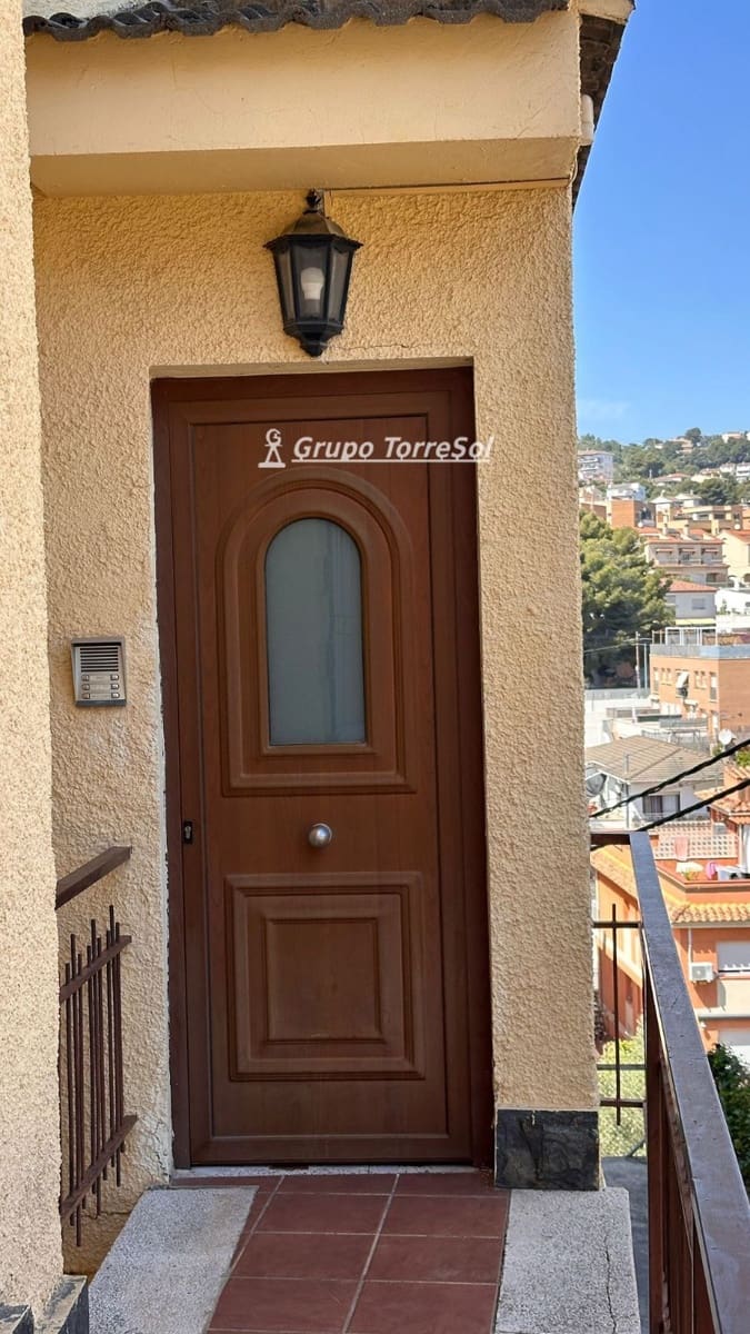 3 slaapkamer Flat te koop in Calafell met garage - € 219.000 (Ref: 9937207)