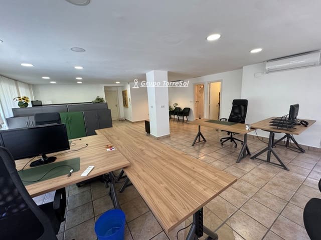 Erhverv til salg i Elche / Elx - € 90.000 (Ref: 9941185)