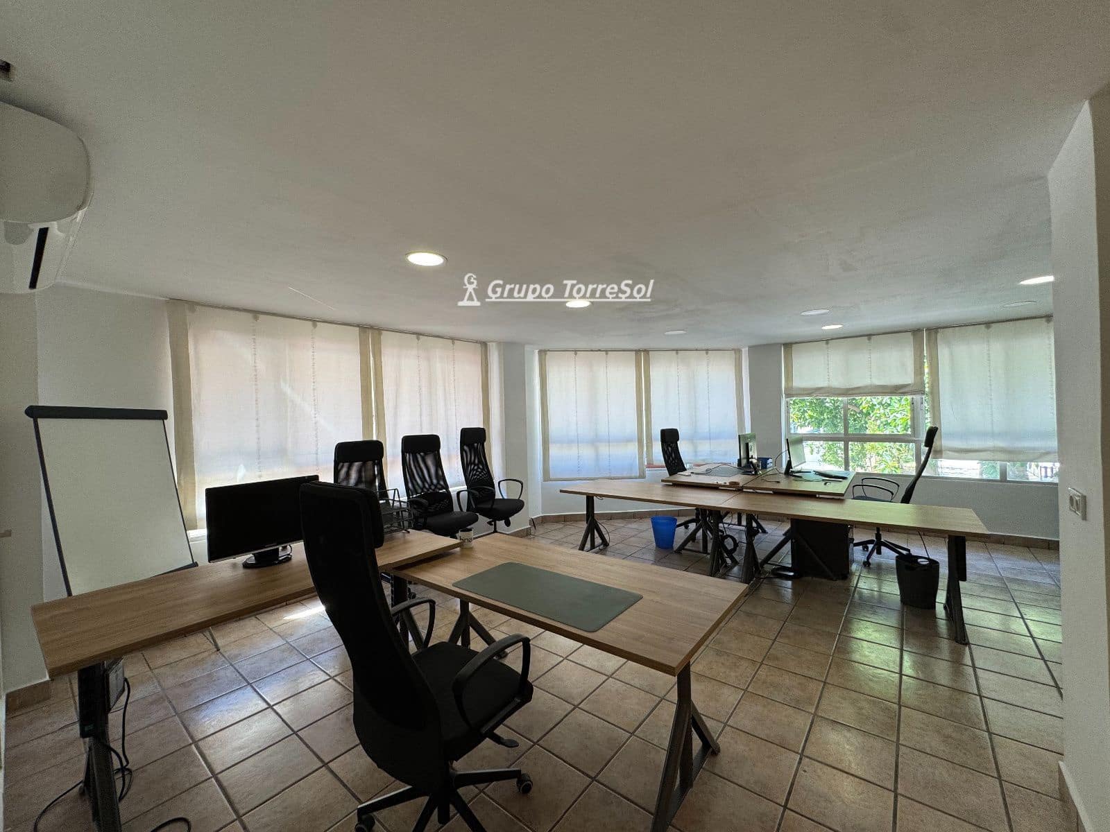 Commercial for rent in Elche / Elx - € 600 (Ref: 9941262)