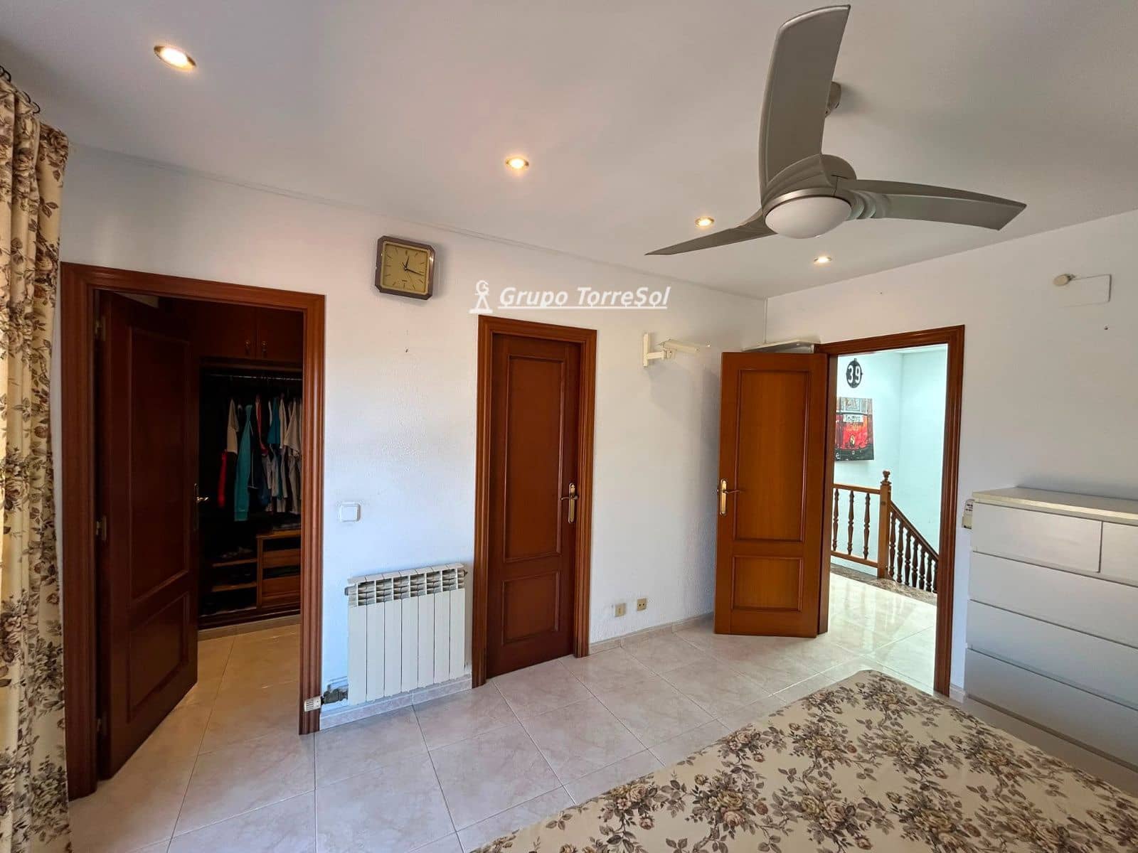 5 soveværelse Villa til salg i Calafell med garage - € 625.000 (Ref: 9944230)