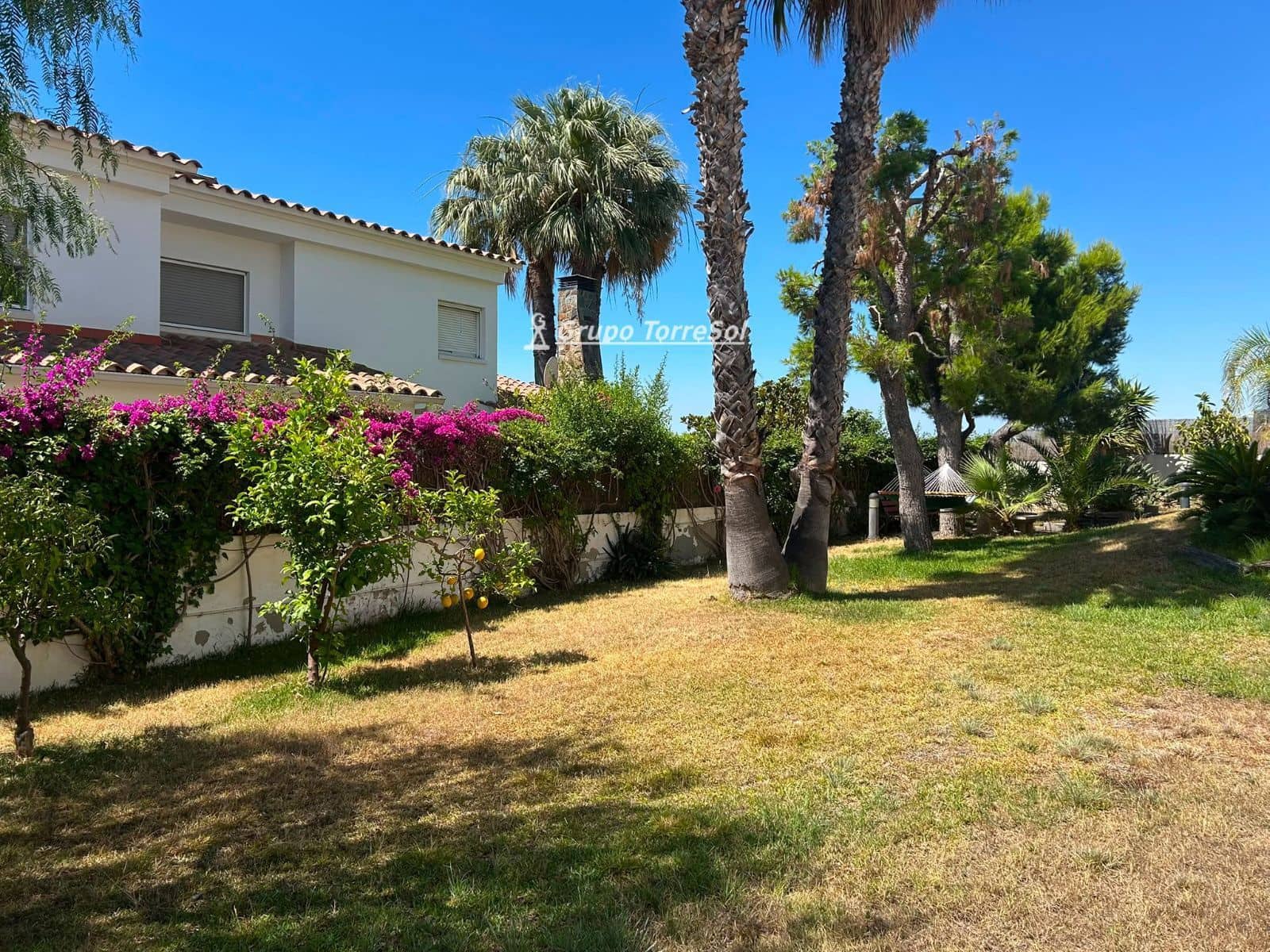 5 soveværelse Villa til salg i Calafell med garage - € 625.000 (Ref: 9944230)