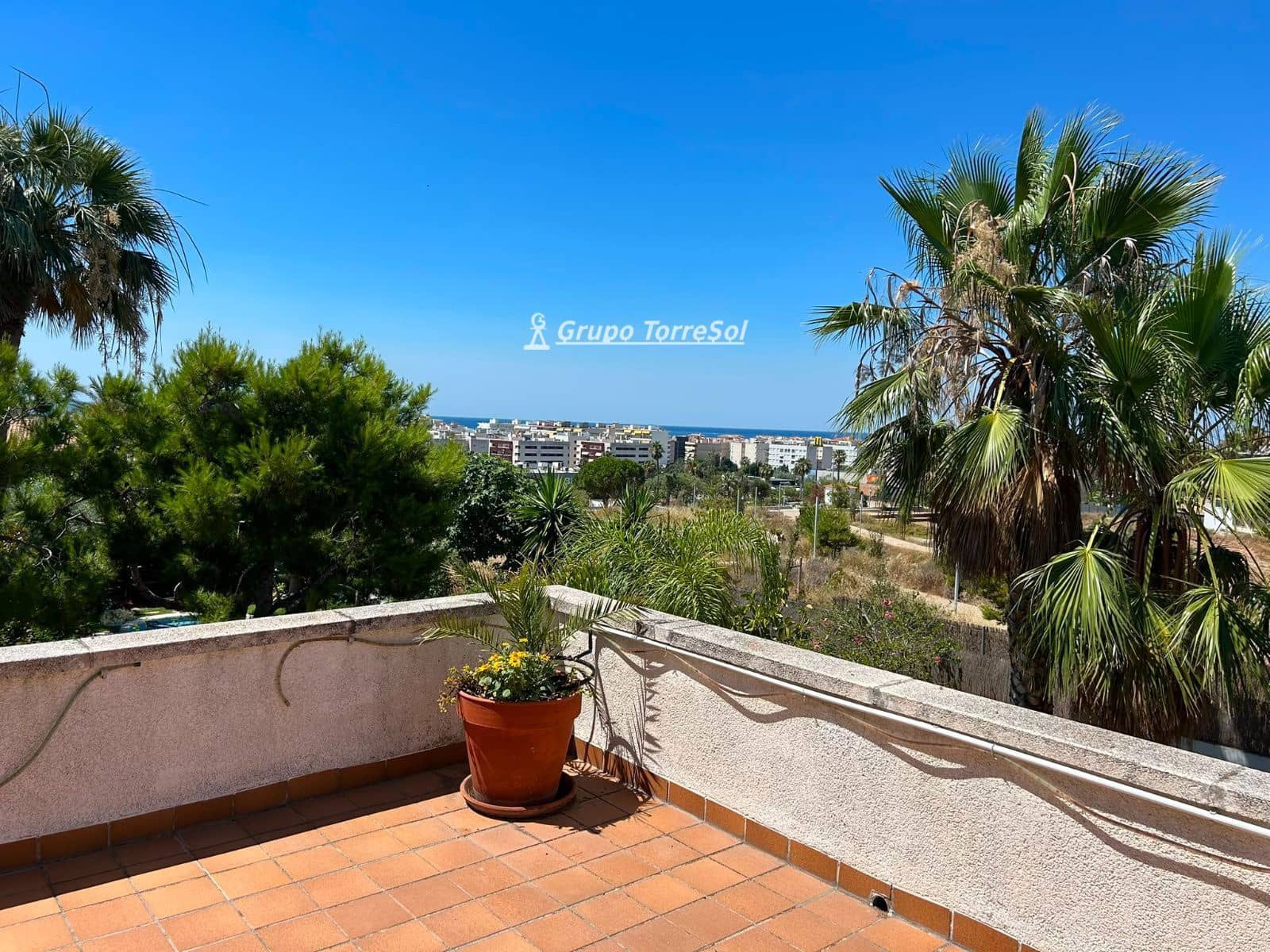 5 soveværelse Villa til salg i Calafell med garage - € 625.000 (Ref: 9944230)