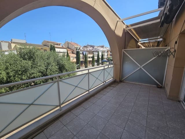 4 soveværelse Byhus til salg i El Vendrell - € 262.500 (Ref: 9945963)