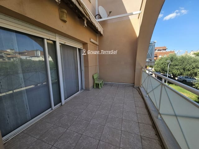 4 soveværelse Byhus til salg i El Vendrell - € 262.500 (Ref: 9945963)