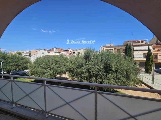 4 soveværelse Byhus til salg i El Vendrell - € 262.500 (Ref: 9945963)