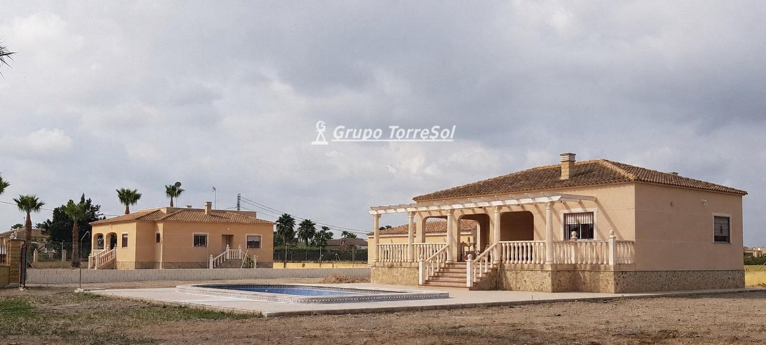 5 chambre Villa/Maison à vendre à Catral avec piscine garage - 630 000 € (Ref: 9946721)