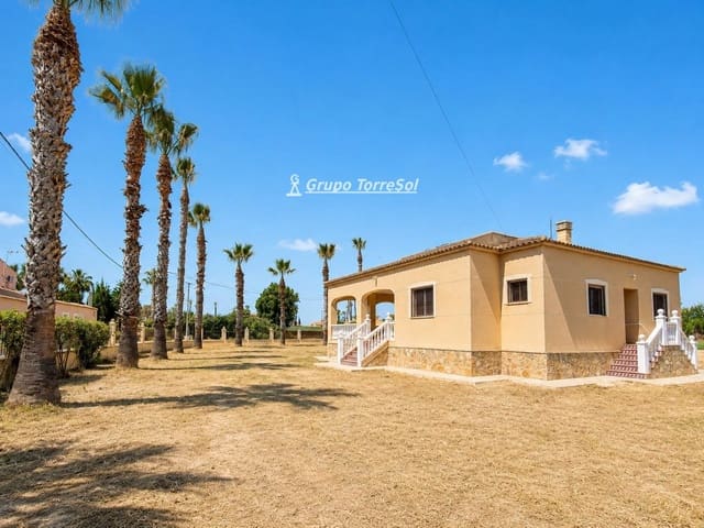 5 soverom Villa til salgs i Catral med svømmebasseng garasje - € 630 000 (Ref: 9946721)