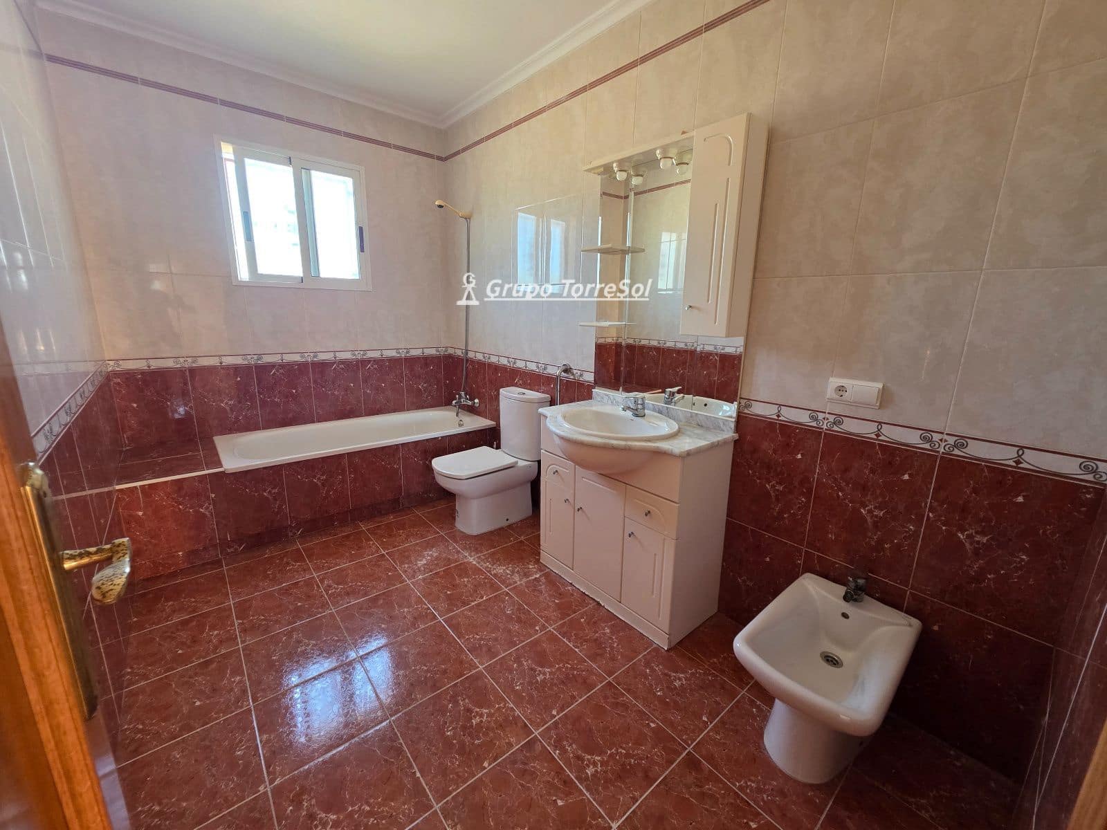 5 chambre Villa/Maison à vendre à Catral avec piscine garage - 630 000 € (Ref: 9946721)
