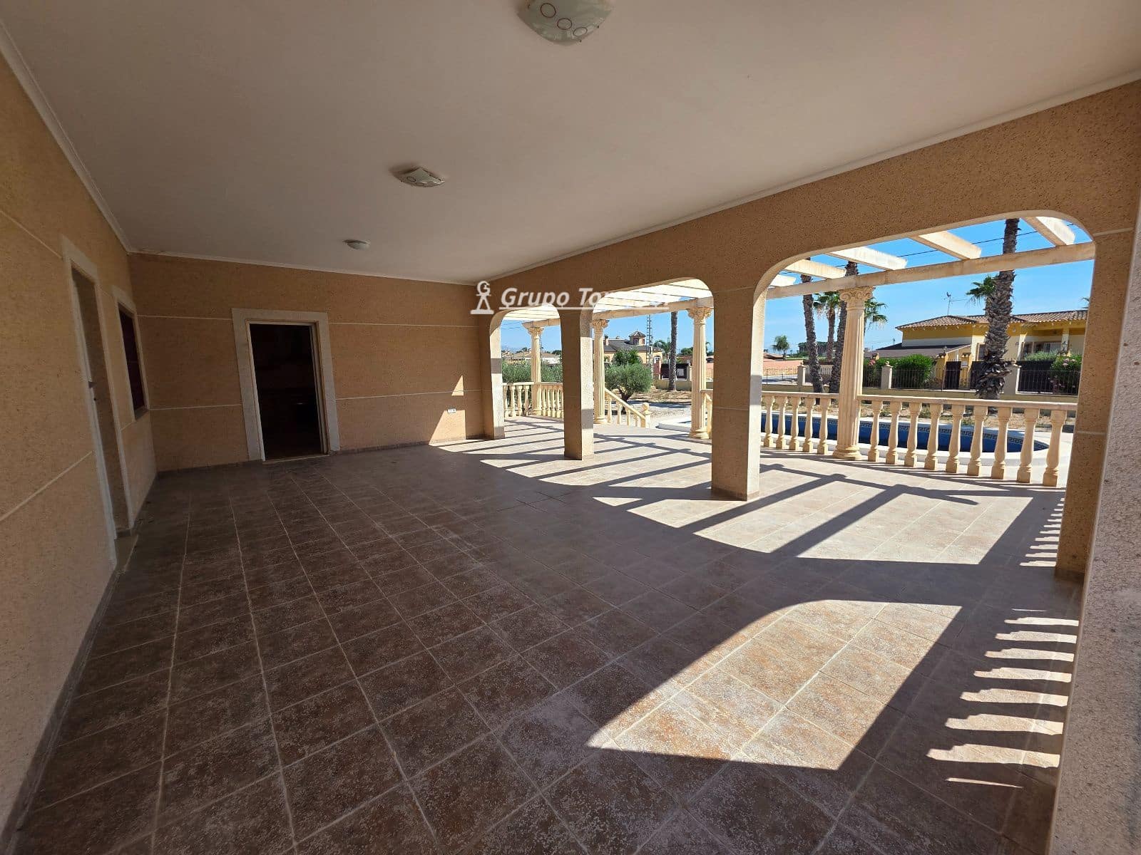 5 chambre Villa/Maison à vendre à Catral avec piscine garage - 630 000 € (Ref: 9946721)